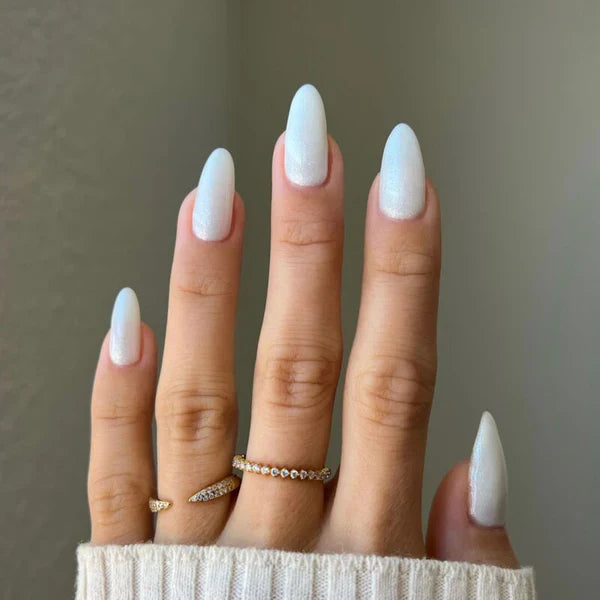 DND DIVA Duo Matching Color - #001 Icy Glitz