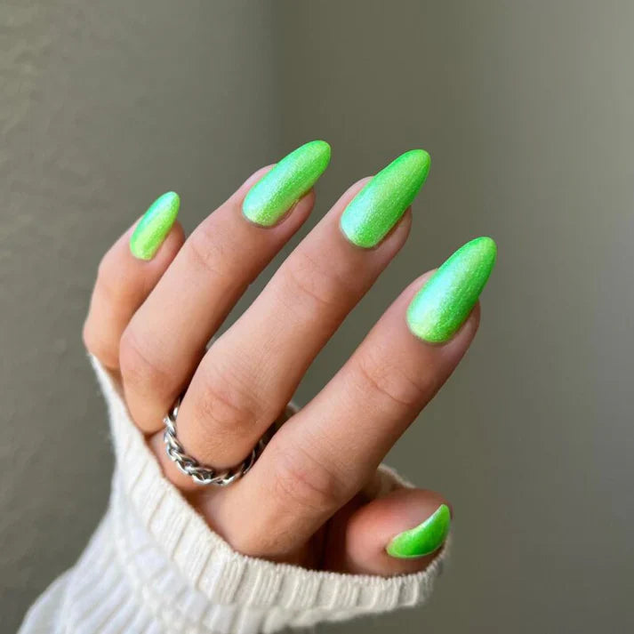 DND DIVA Duo Matching Color - #017 UFO Meets Earth