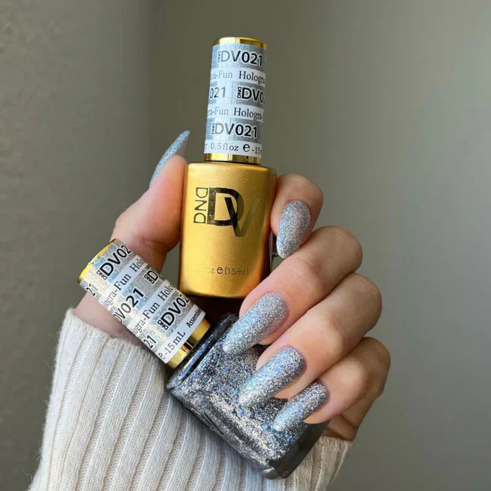 DND DIVA Duo Matching Color - #021 Hologra-Fun