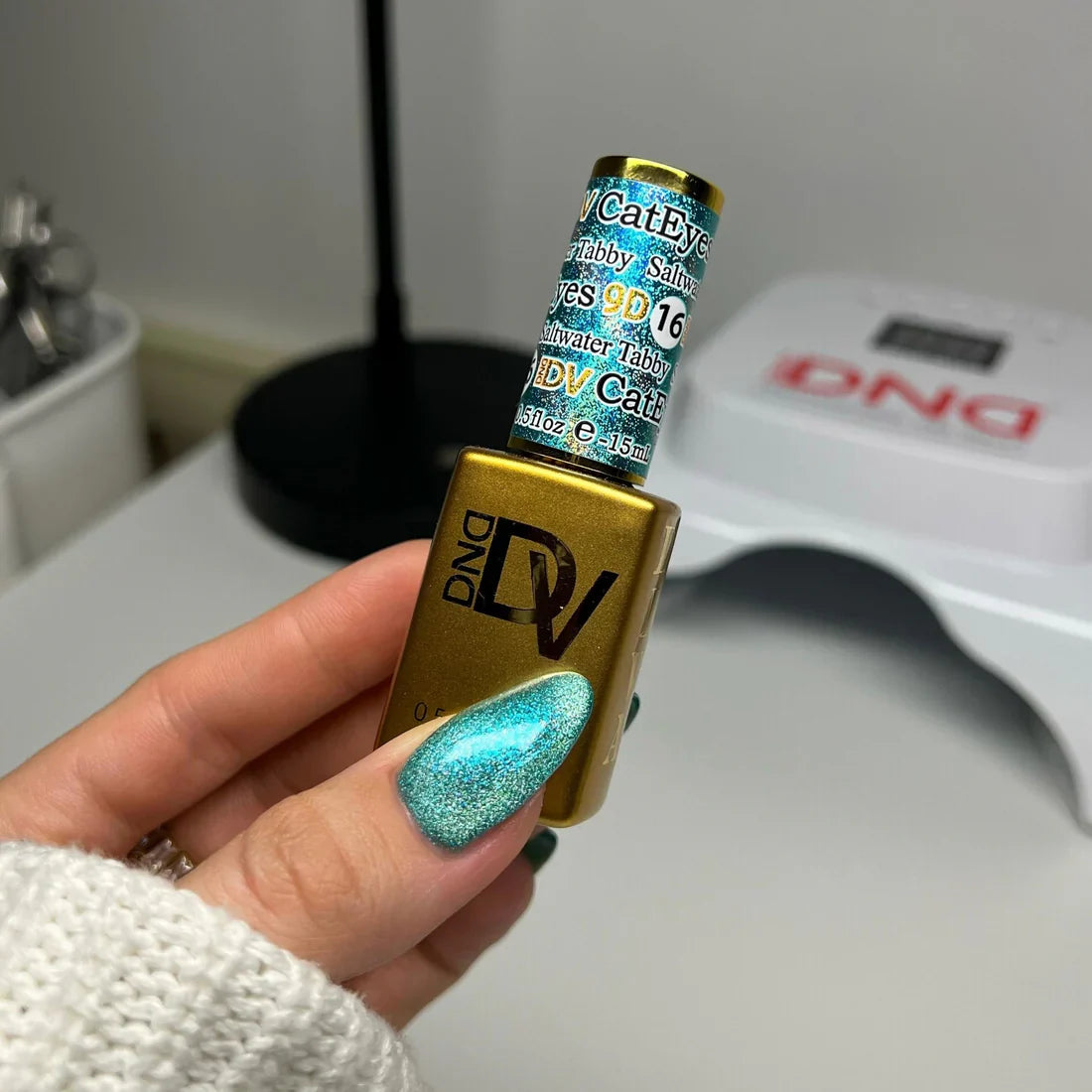 DIVA 9D Cat Eye Candy - #16 Saltwater Tabby