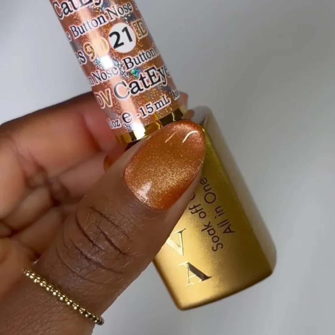 DIVA 9D Cat Eye Candy - #21 Button Nose