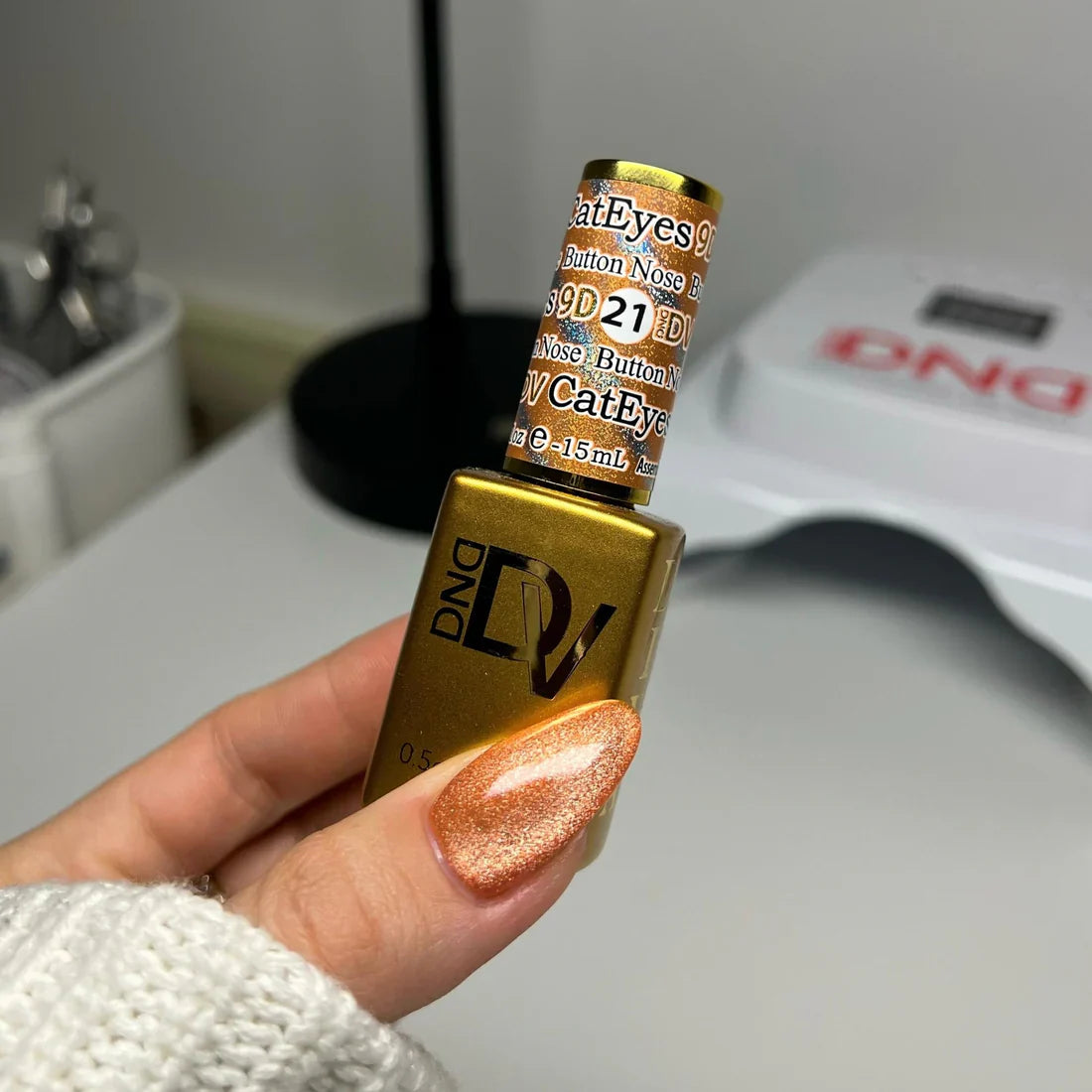 DIVA 9D Cat Eye Candy - #21 Button Nose