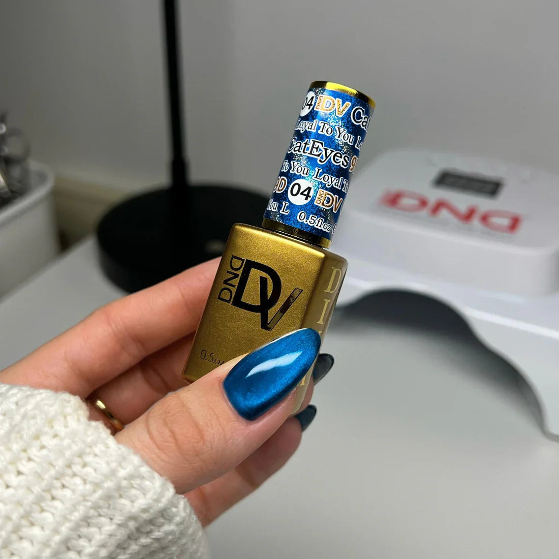 DIVA 9D Cat Eye Glassball - #04 Loyal To You