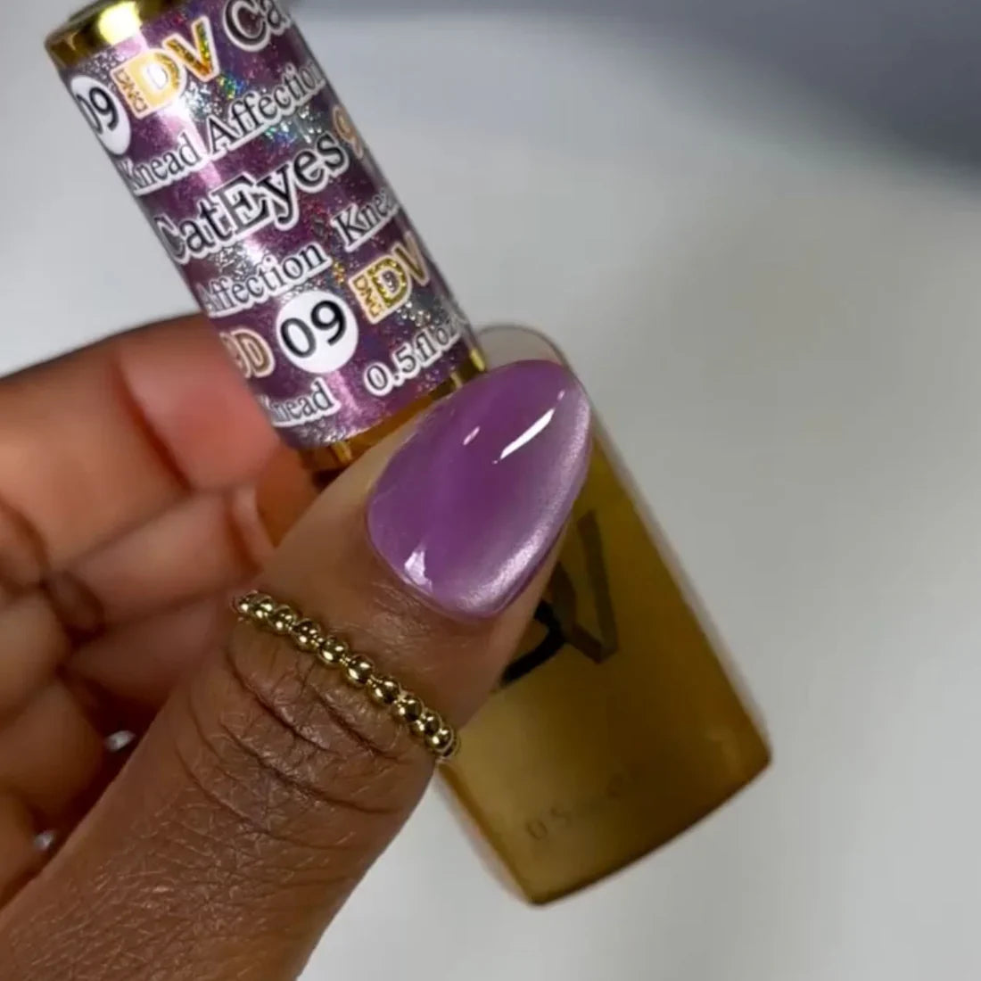 DIVA 9D Cat Eye Glassball - #09 Knead Affection